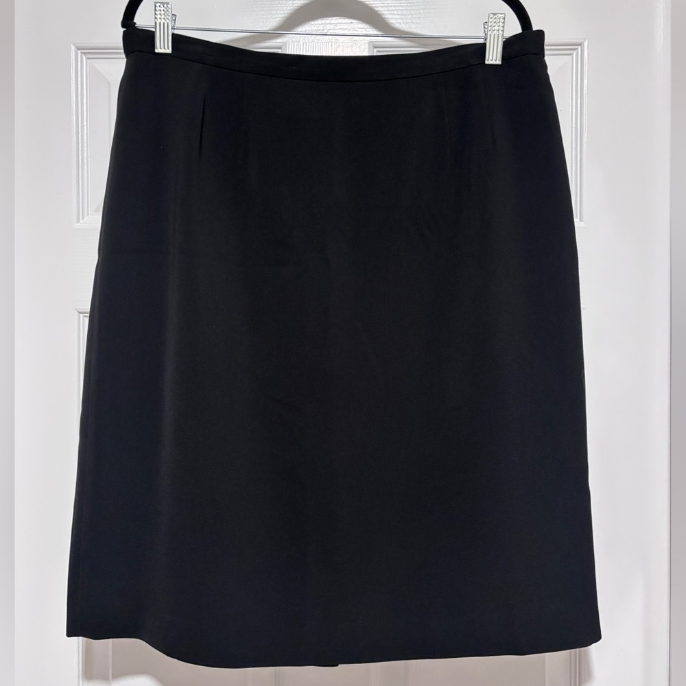 0126- Kasper Black Career A-Line Skirt Size 16